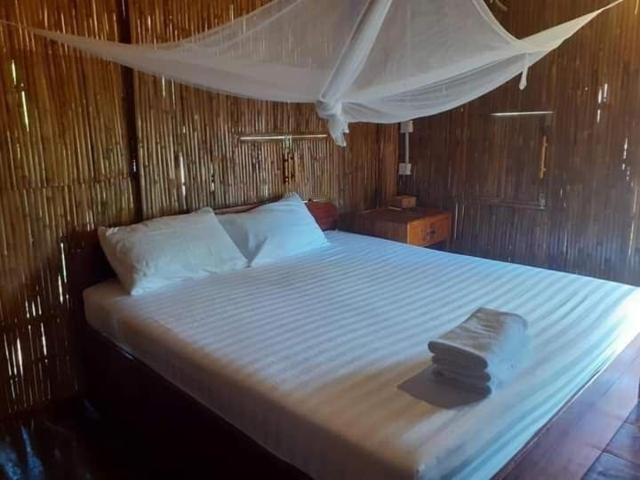 Odambang Village Homestay Battambang Esterno foto