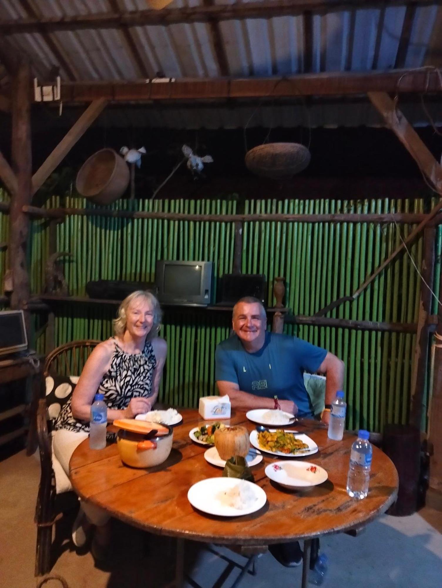 Odambang Village Homestay Battambang Esterno foto